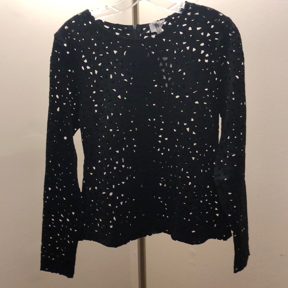 NWT cut out long sleeve blouse Size M